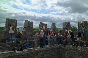 Blarney-Castle-wait-in-line