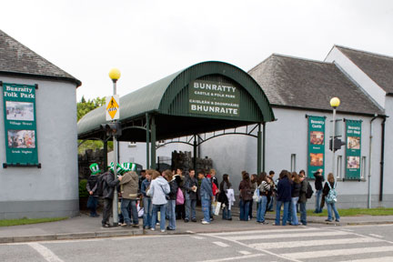 Bunratty-Folk-Park-entrance