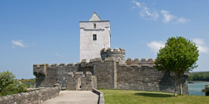Doe-Castle-Ireland
