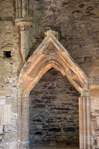 Ferns-Castle-chapel