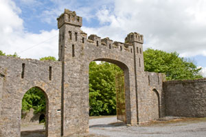 Leap-Castle-entry