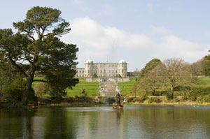 Powerscourt-house-gardens